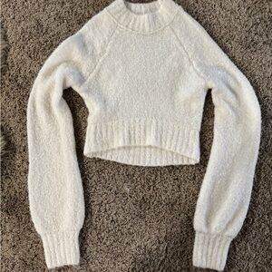 UO Cropped Sweater White/Cream